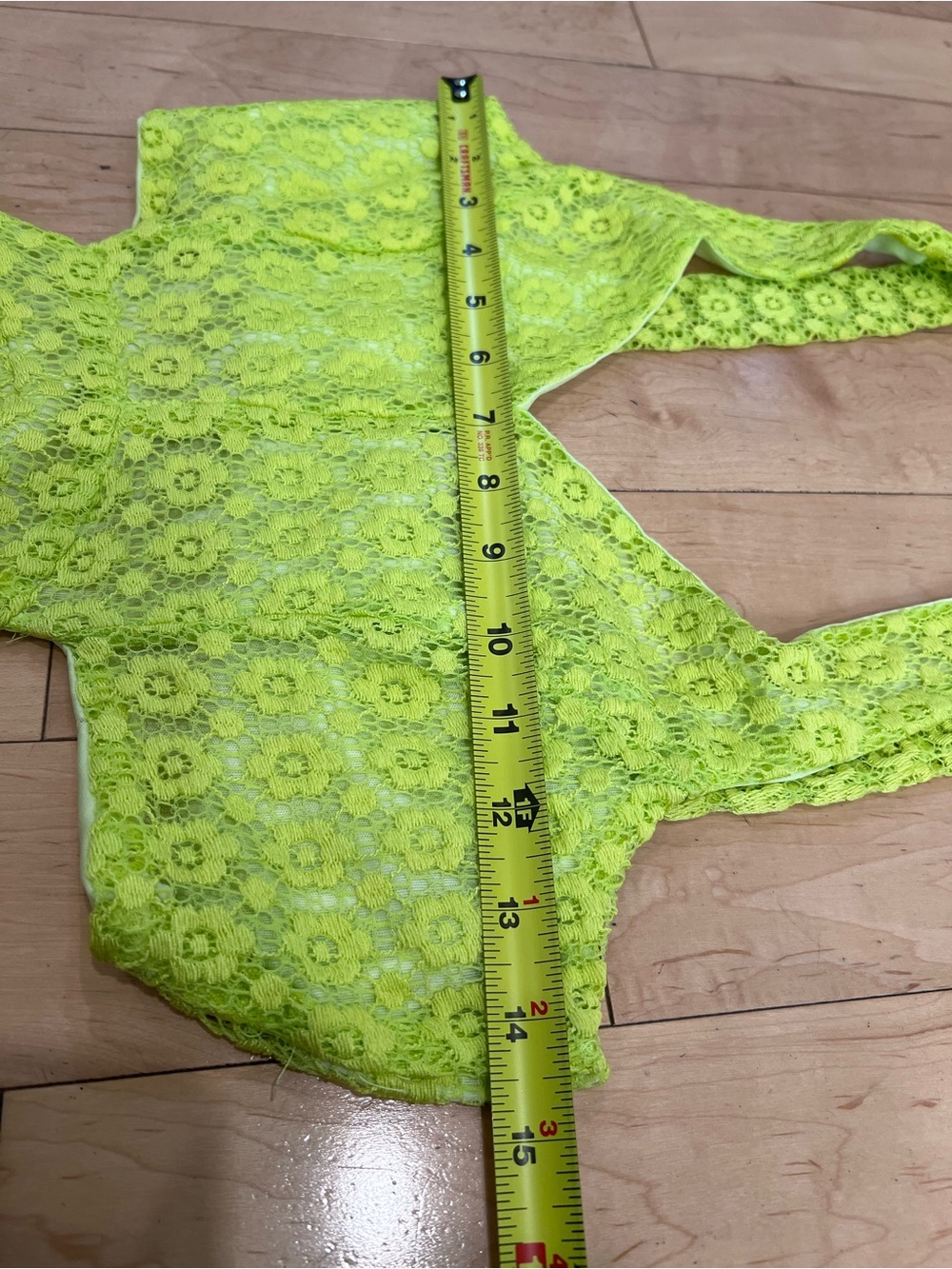 Akira Chicago Red Label Women's Medium Neon Lime Green Floral Lace Cutout Sheath - Picture 4 of 13